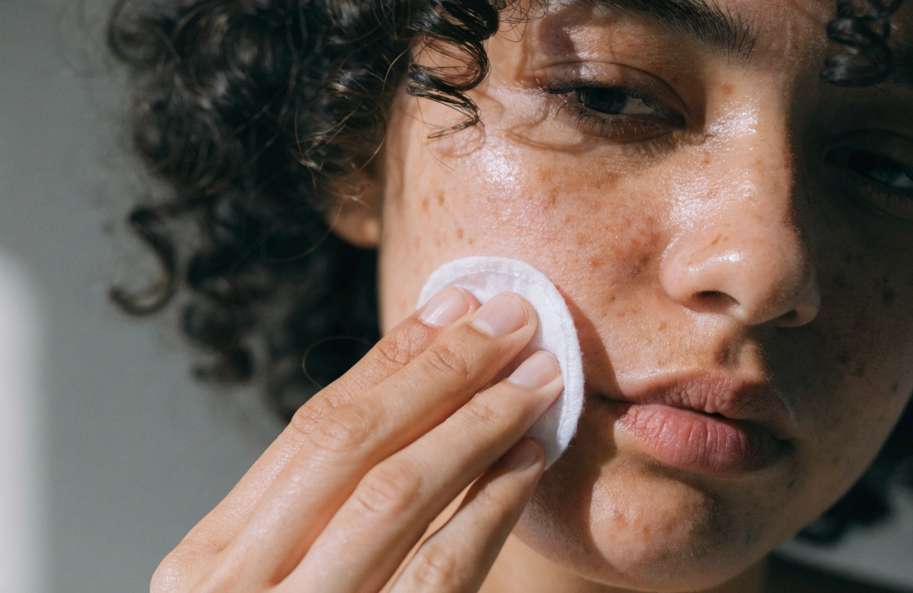 How to Fade Stubborn Acne Scars and Post-Breakout Marks Without Damaging Your Skin Barrier